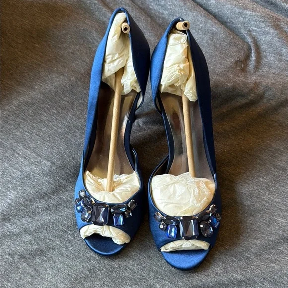 VINTAGE 2000s Y2K Blue Satin Rhinestone Women's Heels - Size 8 (M-standard width - Picture 1 of 4